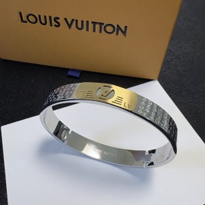 $27.00,Louis Vuitton Bangle For Women # 299763