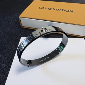 $27.00,Louis Vuitton Bangle For Women # 299764