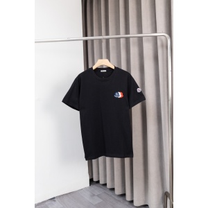 $27.00,Moncler Short Sleeve Shirts For Men # 299834