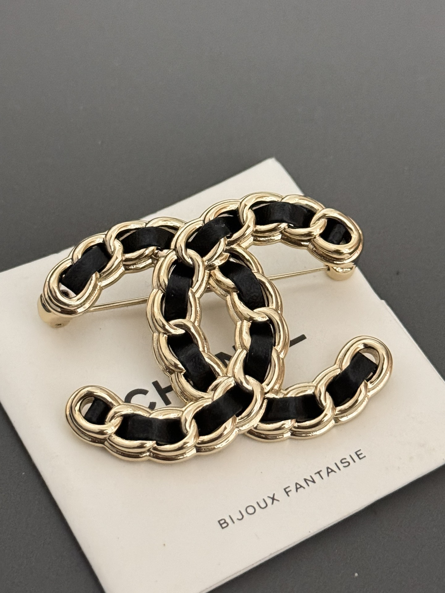 Chanel Brooch For Women # 299372