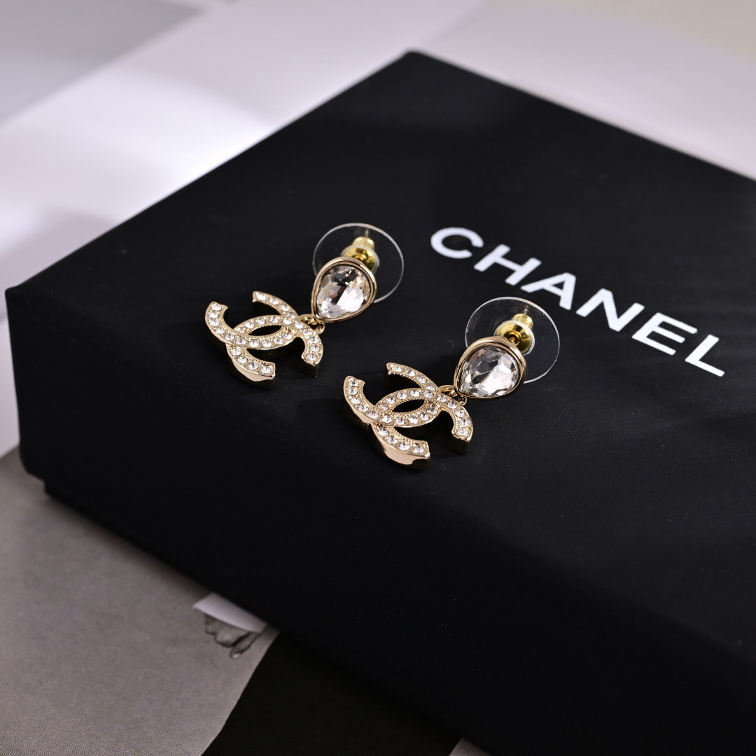 Chanel Earrings For Women # 299426