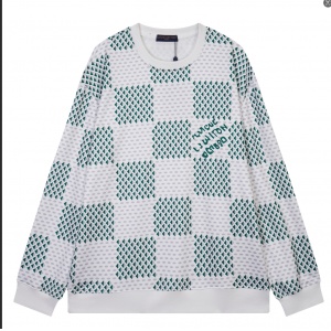$42.00,Louis Vuitton Sweatshirts For Men # 299876