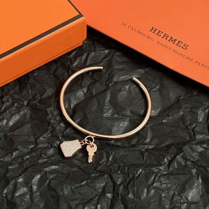 $27.00,Hermes Bangle For Women # 300081