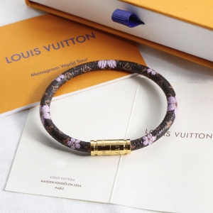 $27.00,Louis Vuitton Bangle For Women # 300098