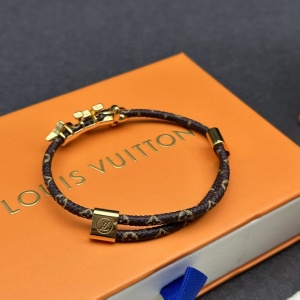 $27.00,Louis Vuitton Bangle For Women # 300107
