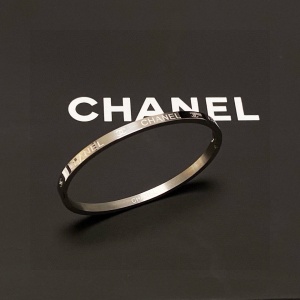 $27.00,Chanel Bangle For Women # 300136