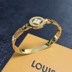 $27.00,Louis Vuitton Bangle For Women # 300181