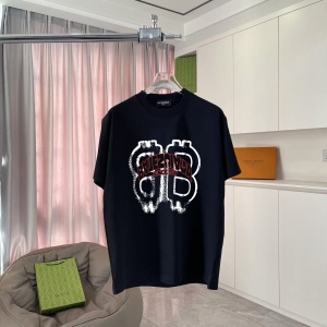 $35.00,Balenciaga Short Sleeve T Shirts For Men # 300247