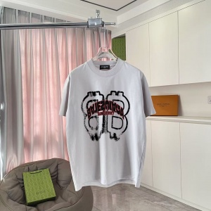 $35.00,Balenciaga Short Sleeve T Shirts For Men # 300248