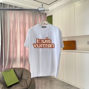 $34.00,Louis Vuitton Short Sleeve T Shirts For Men # 300358