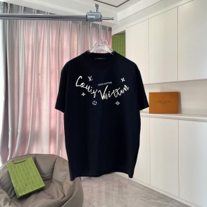 $34.00,Louis Vuitton Short Sleeve T Shirts For Men # 300366
