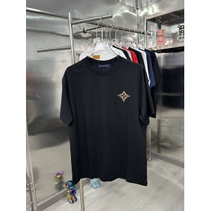 $34.00,Louis Vuitton Short Sleeve T Shirts For Men # 300379