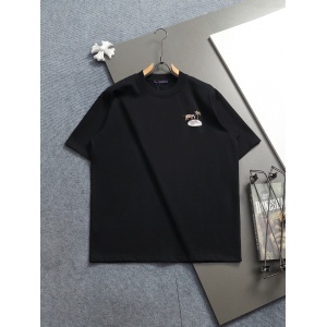 $36.00,Louis Vuitton Short Sleeve T Shirts For Men # 300384