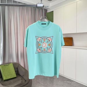 $34.00,Louis Vuitton Short Sleeve T Shirts For Men # 300391