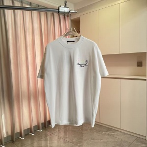 $34.00,Louis Vuitton Short Sleeve T Shirts For Men # 300399