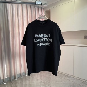 $34.00,Louis Vuitton Short Sleeve T Shirts For Men # 300402