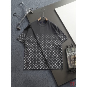 $29.00,Louis Vuitton Short Sleeve T Shirts For Men # 300499