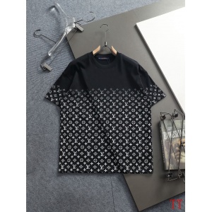 $29.00,Louis Vuitton Short Sleeve T Shirts For Men # 300502