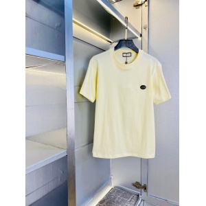 $27.00,Gucci Short Sleeve T Shirts For Men # 300726