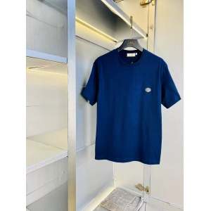 $27.00,Gucci Short Sleeve T Shirts For Men # 300728