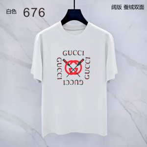 $27.00,Gucci Short Sleeve T Shirts For Men # 300815