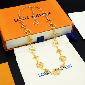 $27.00,Louis Vuitton Necklace For Women # 301160