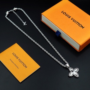 $27.00,Louis Vuitton Necklace For Women # 301162