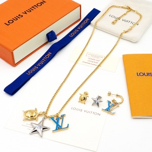 $27.00,Louis Vuitton Necklace For Women # 301164