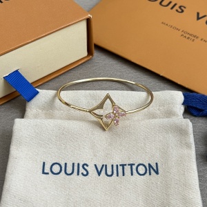 $27.00,Louis Vuitton Bangles For Women # 301175