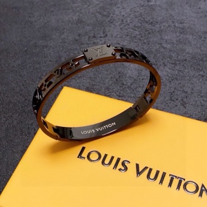 $27.00,Louis Vuitton Bangles For Women # 301192