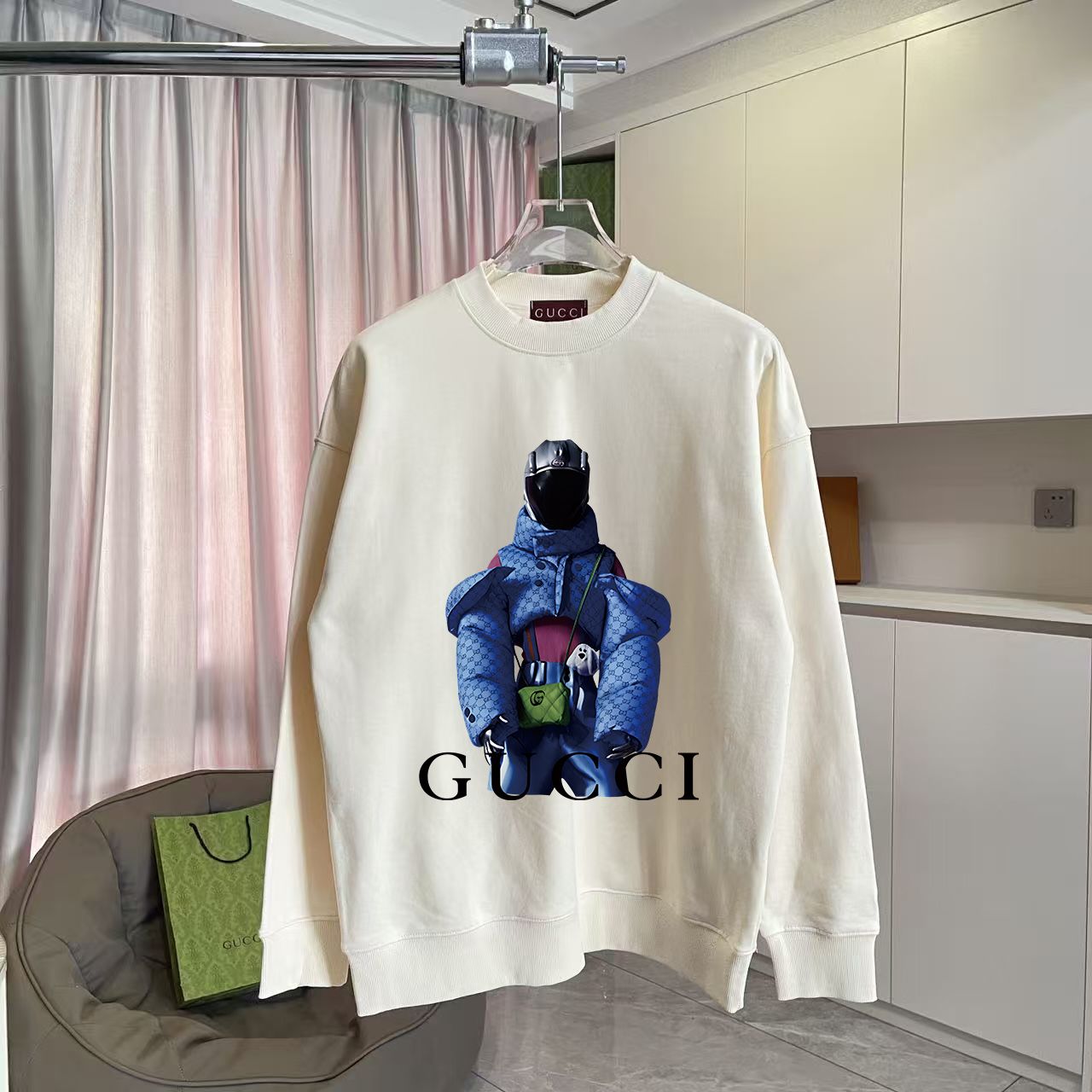Gucci Sweatshirts For Men # 299914
