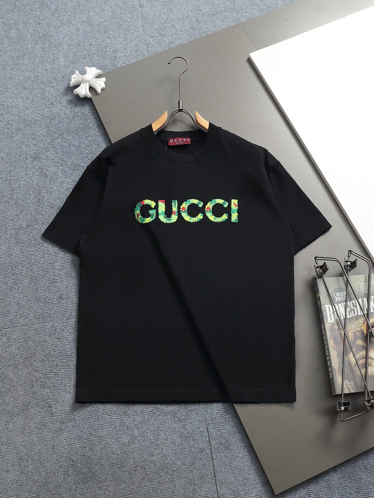 Gucci Short Sleeve T Shirts For Men # 300345