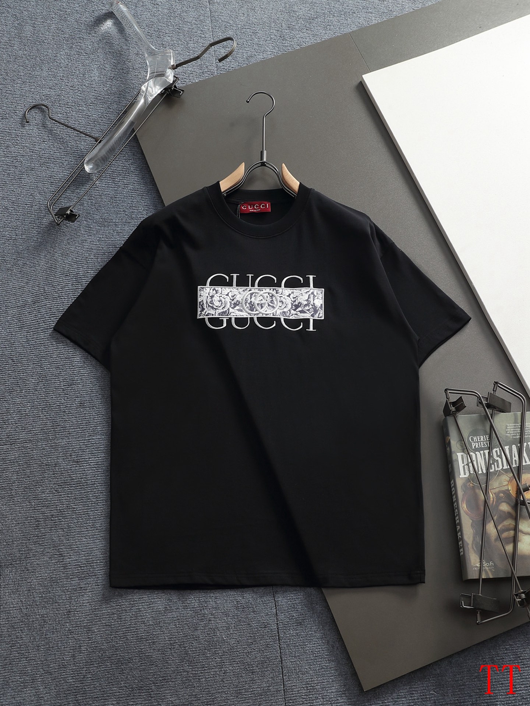 Gucci Short Sleeve T Shirts For Men # 300478