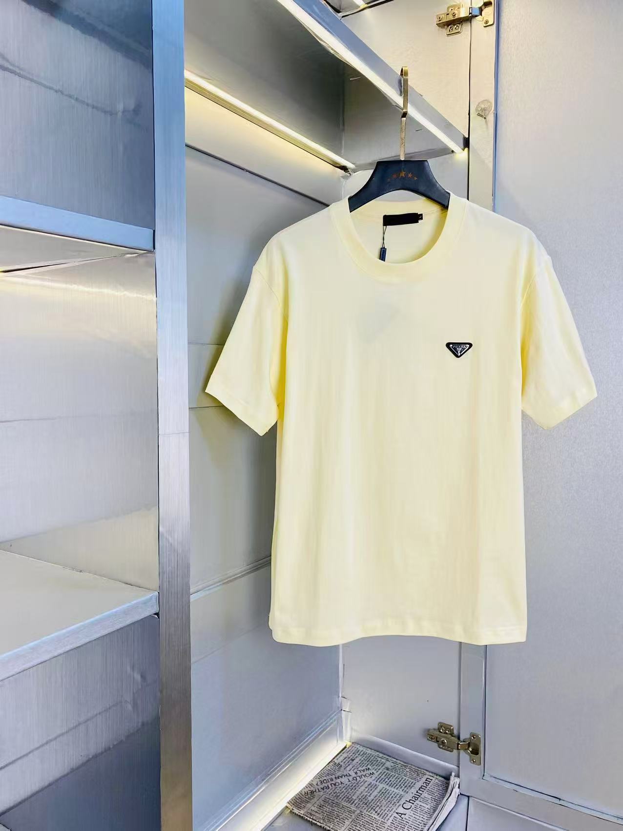 Prada Short Sleeve T Shirts For Men # 300721