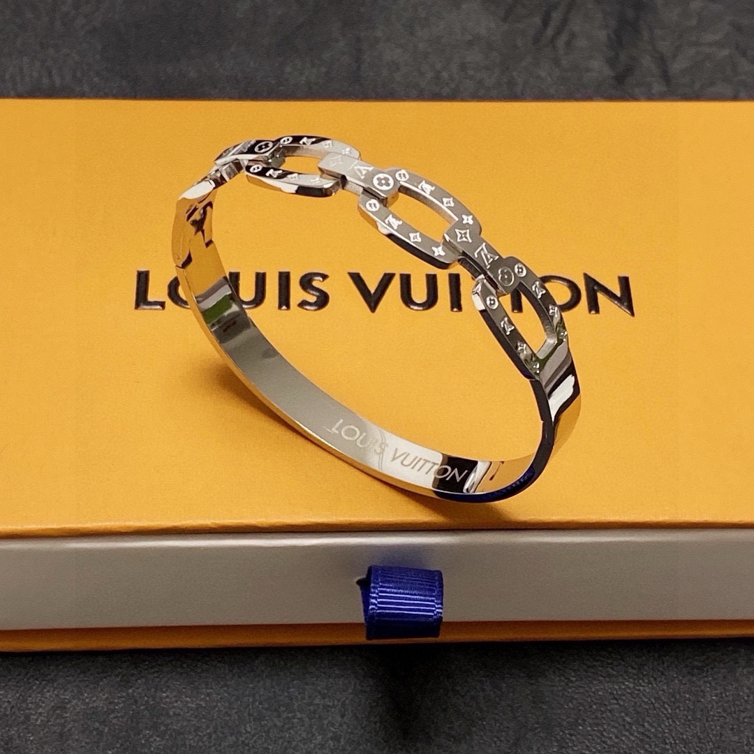 Louis Vuitton Bangles For Women # 301187