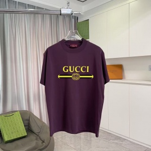 $34.00,Gucci Short Sleeve T Shirts For Men # 301275