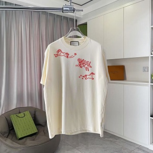 $34.00,Gucci Short Sleeve T Shirts For Men # 301278