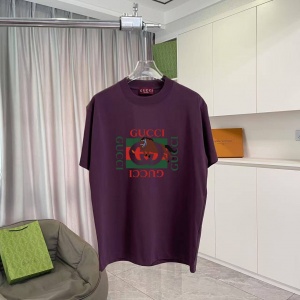 $34.00,Gucci Short Sleeve T Shirts For Men # 301283