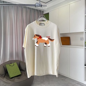 $29.00,Gucci Short Sleeve T Shirts For Men # 301306