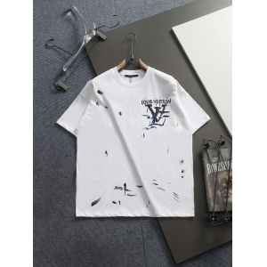 $29.00,Louis Vuitton Short Sleeve T Shirts For Men # 301340