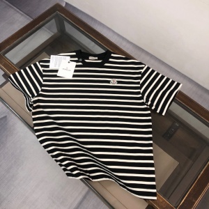 $28.00,Moncler Short Sleeve T Shirts For Men # 301513