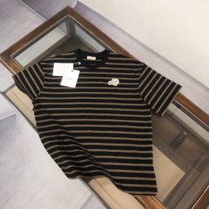 $28.00,Moncler Short Sleeve T Shirts For Men # 301514