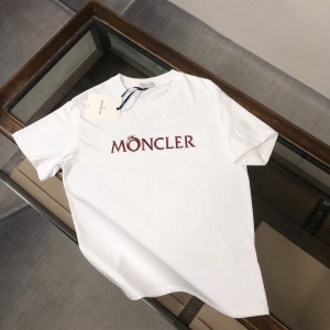 $28.00,Moncler Short Sleeve T Shirts For Men # 301529