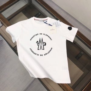 $28.00,Moncler Short Sleeve T Shirts For Men # 301530