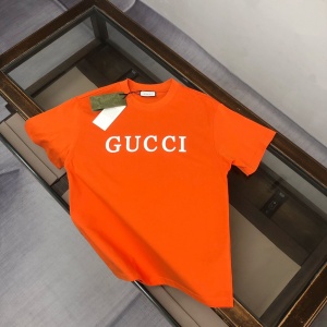 $28.00,Gucci Short Sleeve T Shirts For Men # 301577