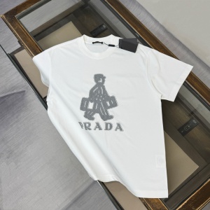 $28.00,Prada Short Sleeve T Shirts For Men # 301597
