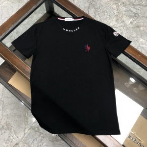 $28.00,Fendi Short Sleeve T Shirts For Men # 301610