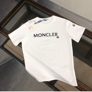 $28.00,Moncler Short Sleeve T Shirts For Men # 301630
