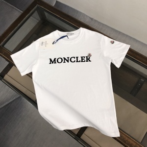 $28.00,Moncler Short Sleeve T Shirts For Men # 301632