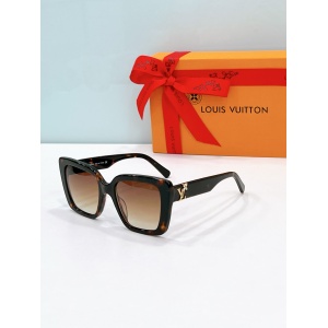 $55.00,Louis Vuitton Sunglasses # 302112